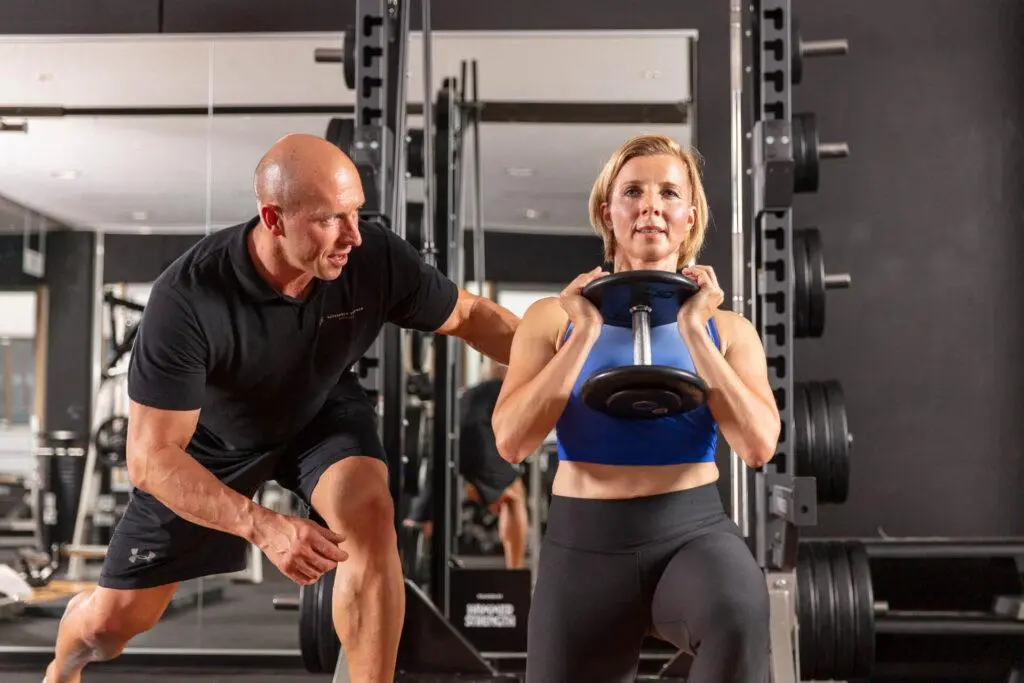 1:1 Personal Training 2 Personal Training mit Ute in Ihrem Studio in Stuttgart